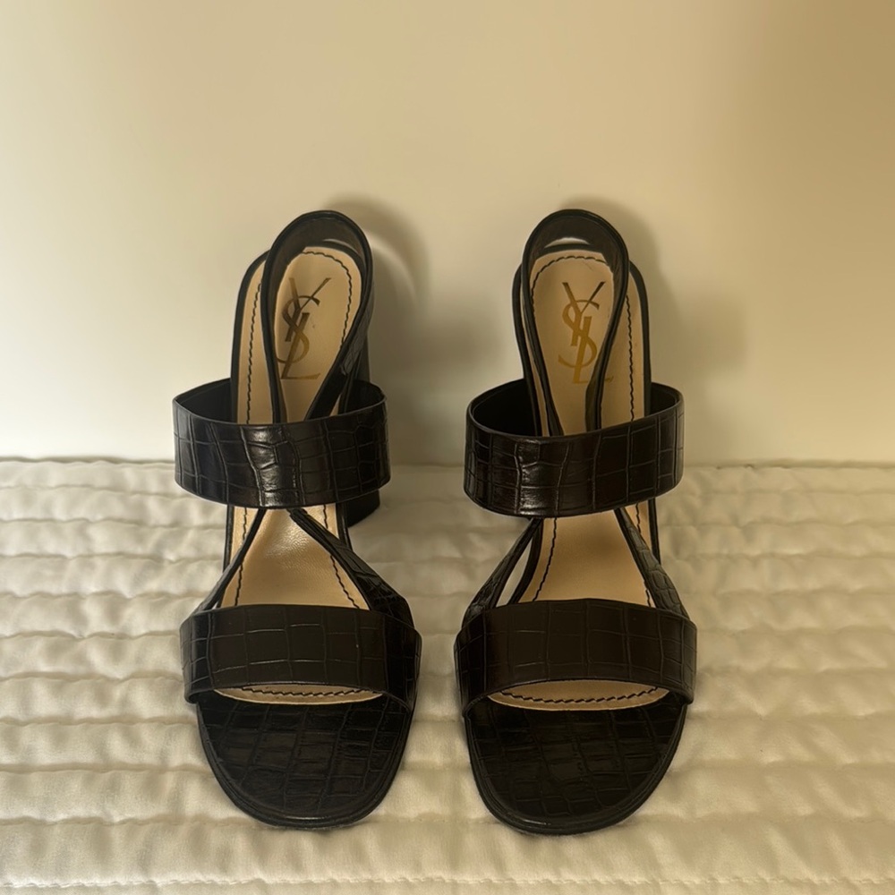 Yves Saint Laurent Black Leather Heels